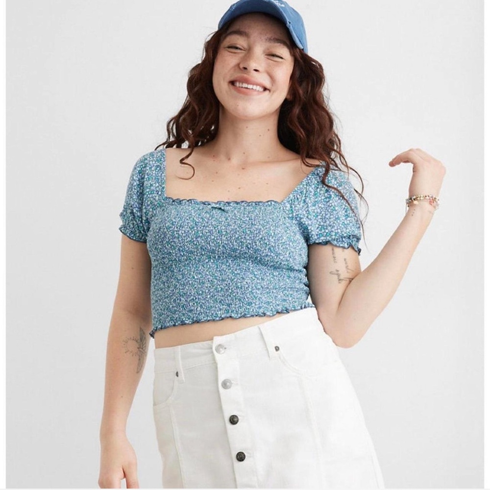 Aerie Blue & Green Floral Smocked Puff
Sleeve Cropped Top New